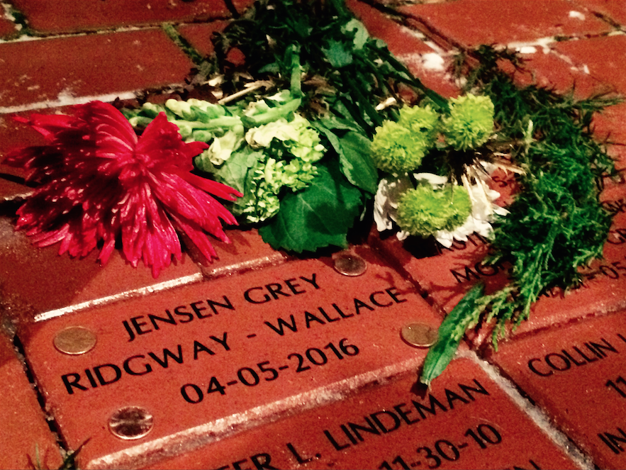 Christmas Brick - 2016.png